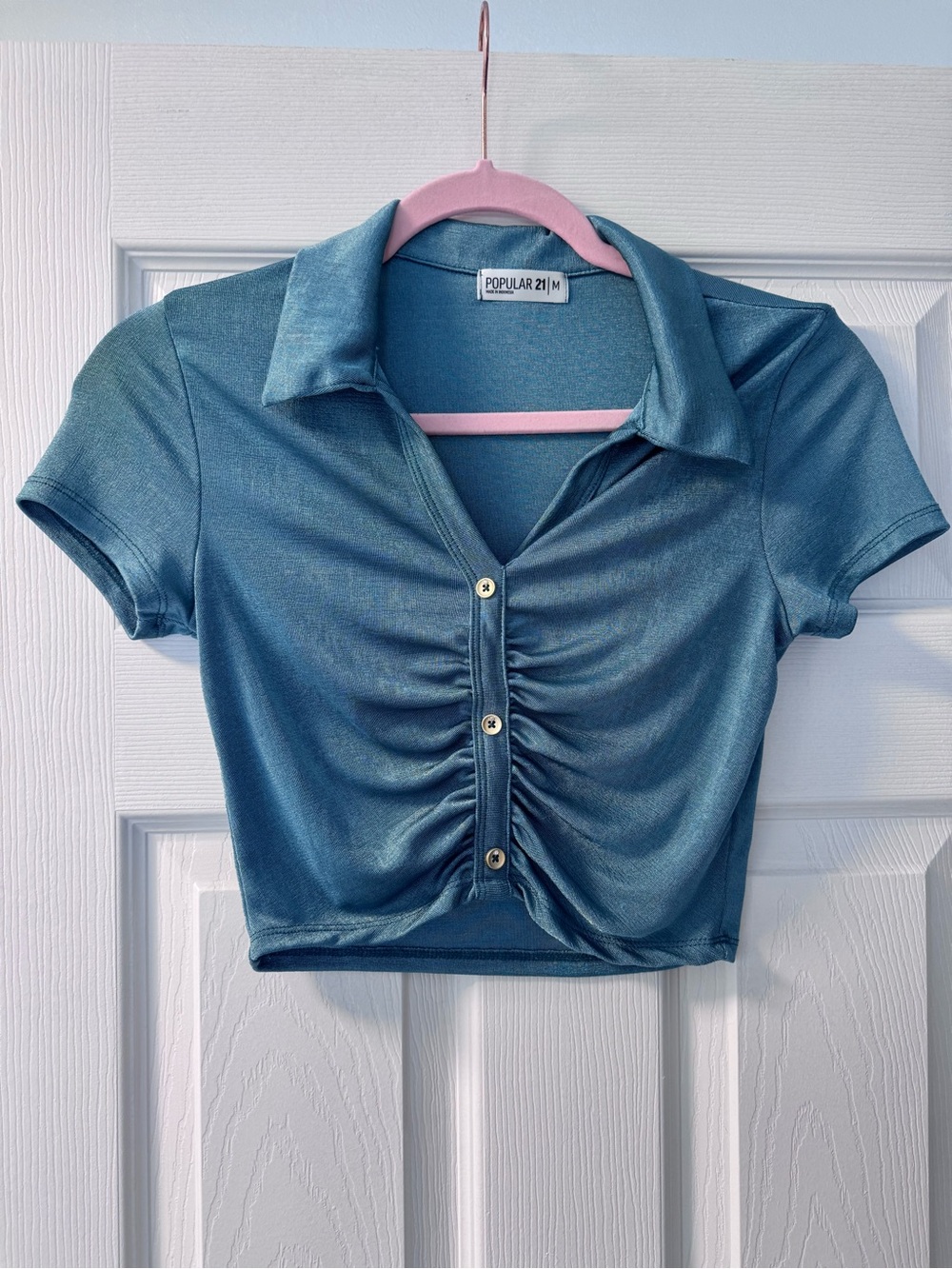 Blue Ruched Collared Button Crop Top With Buttons - Picture 2 of 3